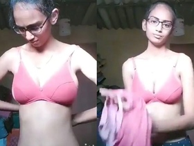 Tight-gapped bhabi gets anal pleasure