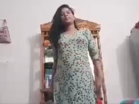 Cute desi girl with big boobs flaunts her curves on webcam