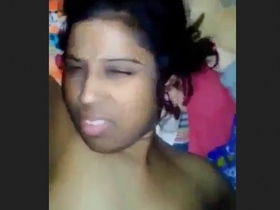 Married Bhabi's Hindi Moaning and Talking in Pussy Fucking Video