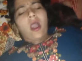 Watch a stunning Indian babe indulge in a relaxing bathing session in Part 1