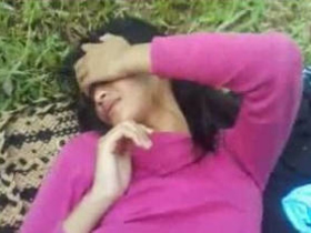 Desi teen gets outdoor sex with young college boy