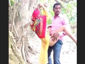 Outdoor sex with intense orgasms and full-length screams