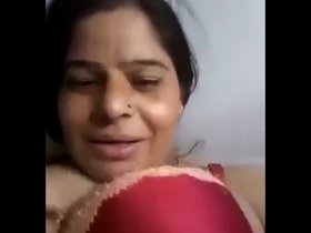 Mature Indian wife pleasures herself and cums in public