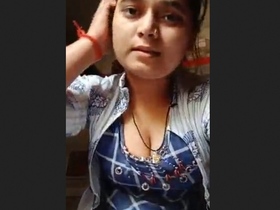 Horny desi girl shows off her big boobs and gets milked