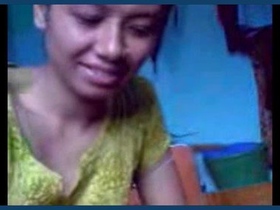 Bhabhi gives a blowjob to her teacher in this steamy video