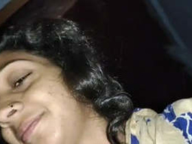 Desi bhabhi's clear talk and riding skills make for a steamy video