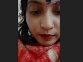 Bangla's intimate solo play: A sensual experience