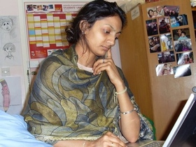 Desi babe gets wild in a MMS video